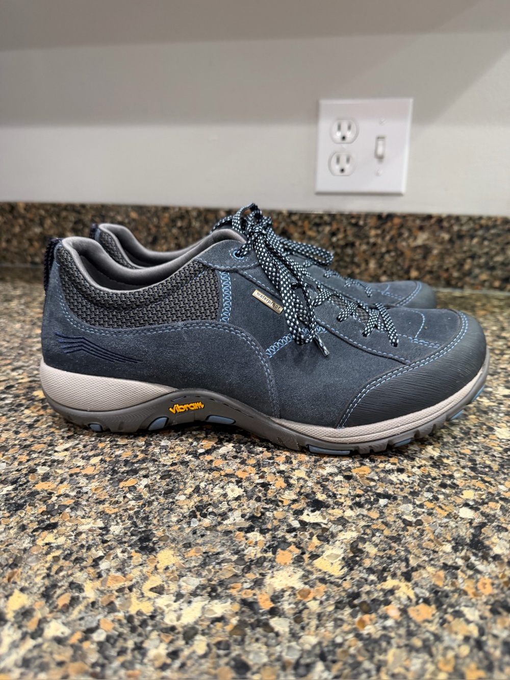 Dansko 40 Navy Suede Hiking Sneakers